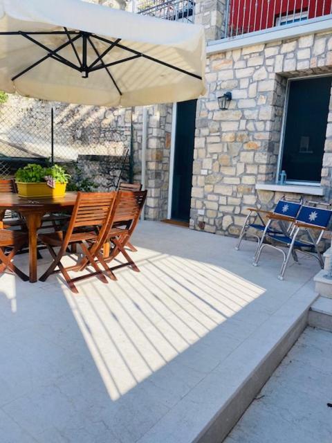 Casa Vacanze Lea Villa Тосколано Мадерно Екстериор снимка
